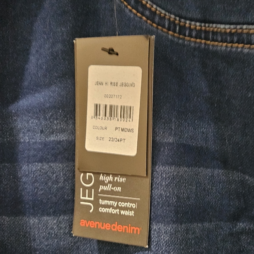 Avenue high rise jegging size 22/24P, NWT - Picture 4 of 7